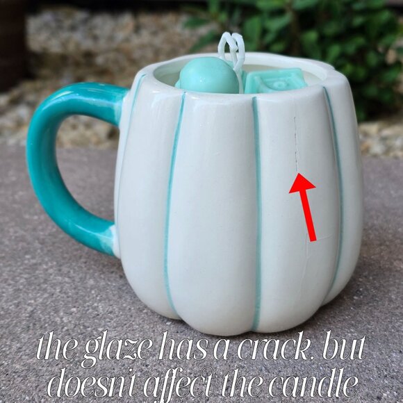 Handmade ✦ Pumpkin Mug Candle ✦ Vanilla Oatmeal Raisin Soy Wax Halloween Decor - Picture 9 of 9